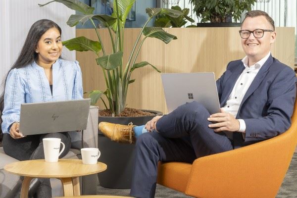 Flynth boekt stevige winst en investeert in...