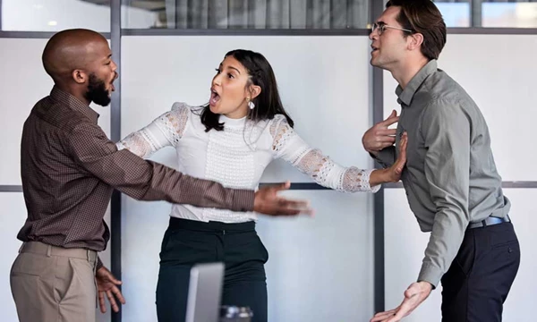 Conflicten op de werkvloer: voorkom verzuim en ontslag