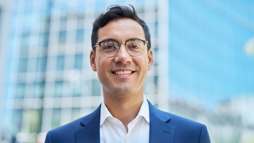 Uw-Flynth-adviseur-helpt-u-met-al-uw-personeelsvraagstukken